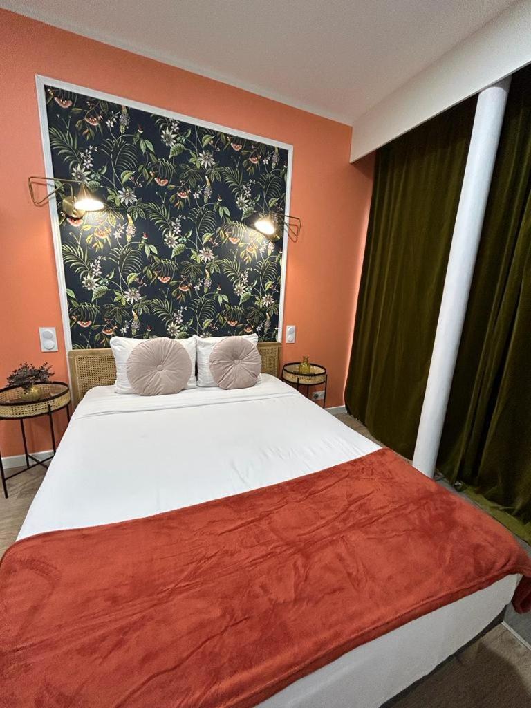 Stylish Modern Studio Apartment Париж Екстер'єр фото